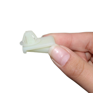 金夫人适用东南菱悦V3菱帅三菱蓝瑟前车门内饰板卡子胶塞饰板卡扣