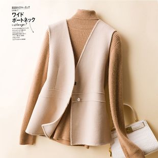 毛呢马甲女短款外套2025年秋冬新款修身无袖坎肩背心纯色呢子马夹