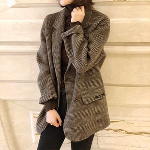 新款秋冬大码小个子西服外套女 胖mm时尚短款格纹呢西装200斤可穿