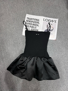 啊缪同款抹胸吊带裙女25新款小黑裙显瘦蓬蓬裙百搭抹胸连衣裙短裙