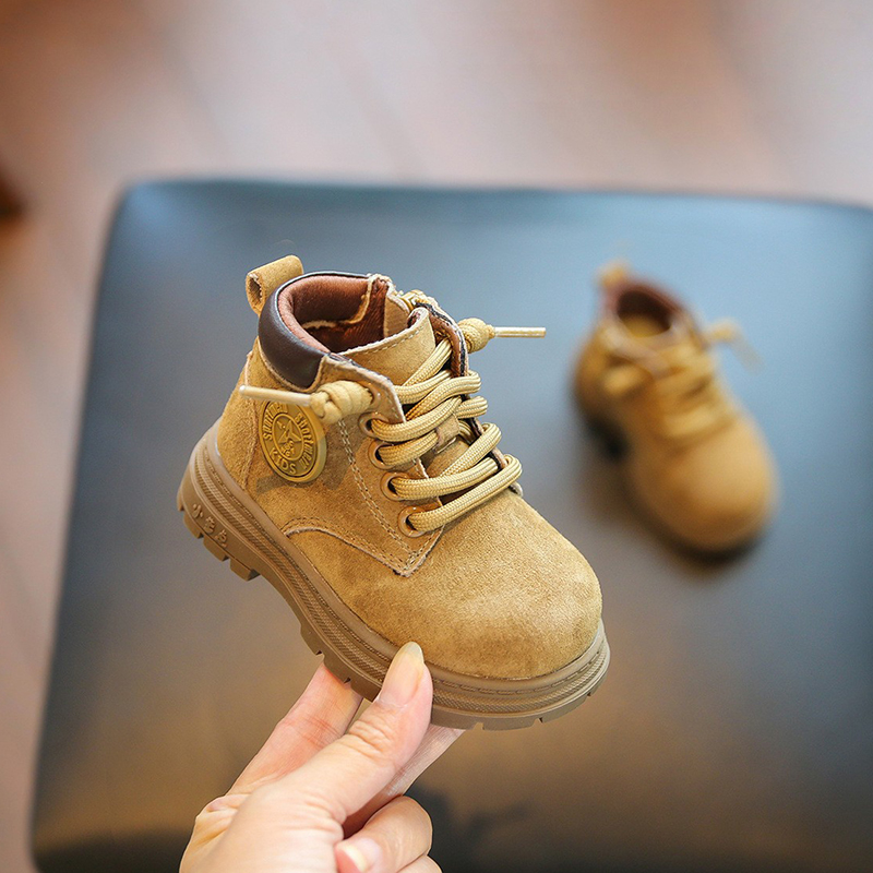 小童经典英伦风马丁靴小黄靴