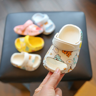 宝宝拖鞋两用夏季新款防滑婴幼儿男童一岁半卡通印花女孩儿童凉拖