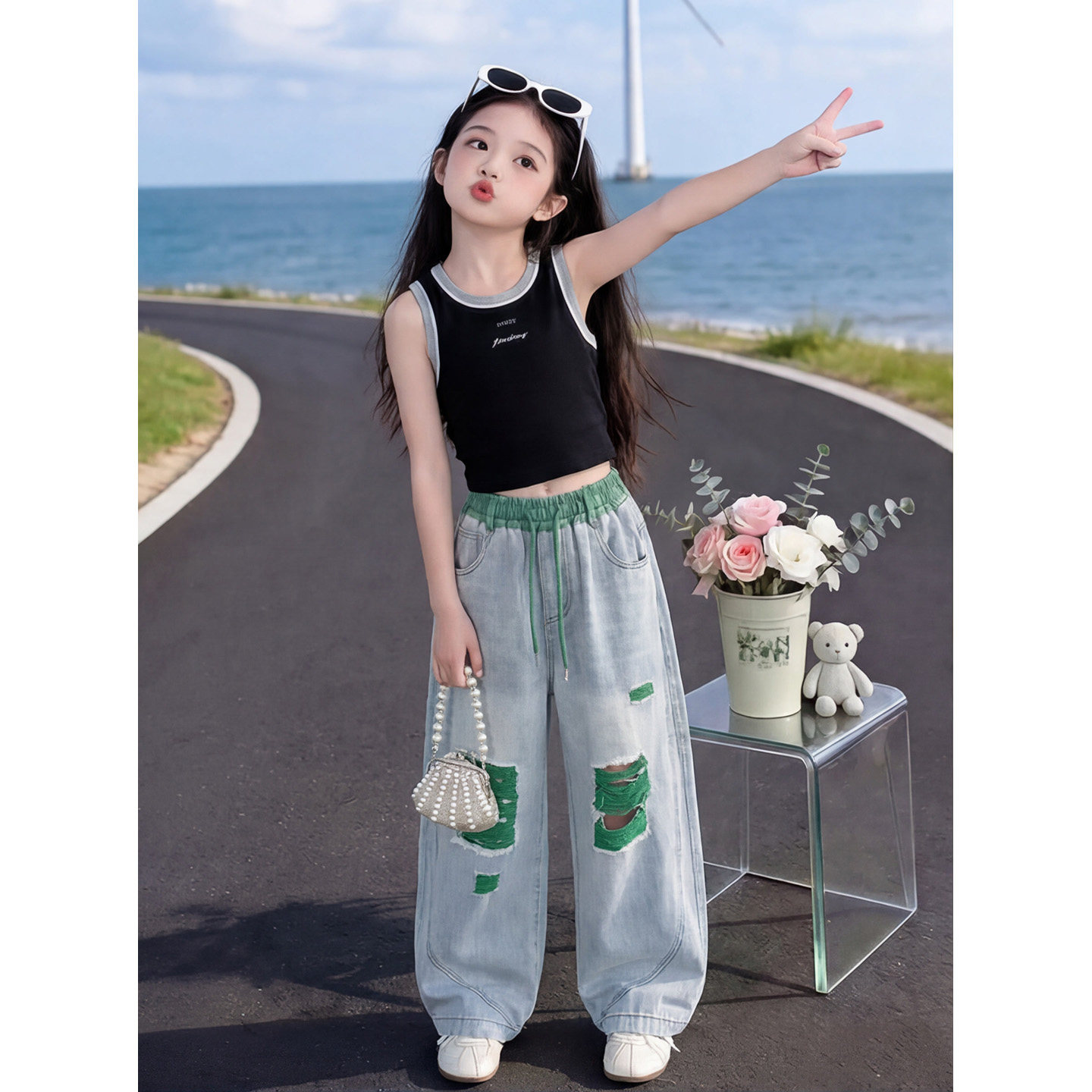 女童薄款牛仔夏季时髦个性破洞裤