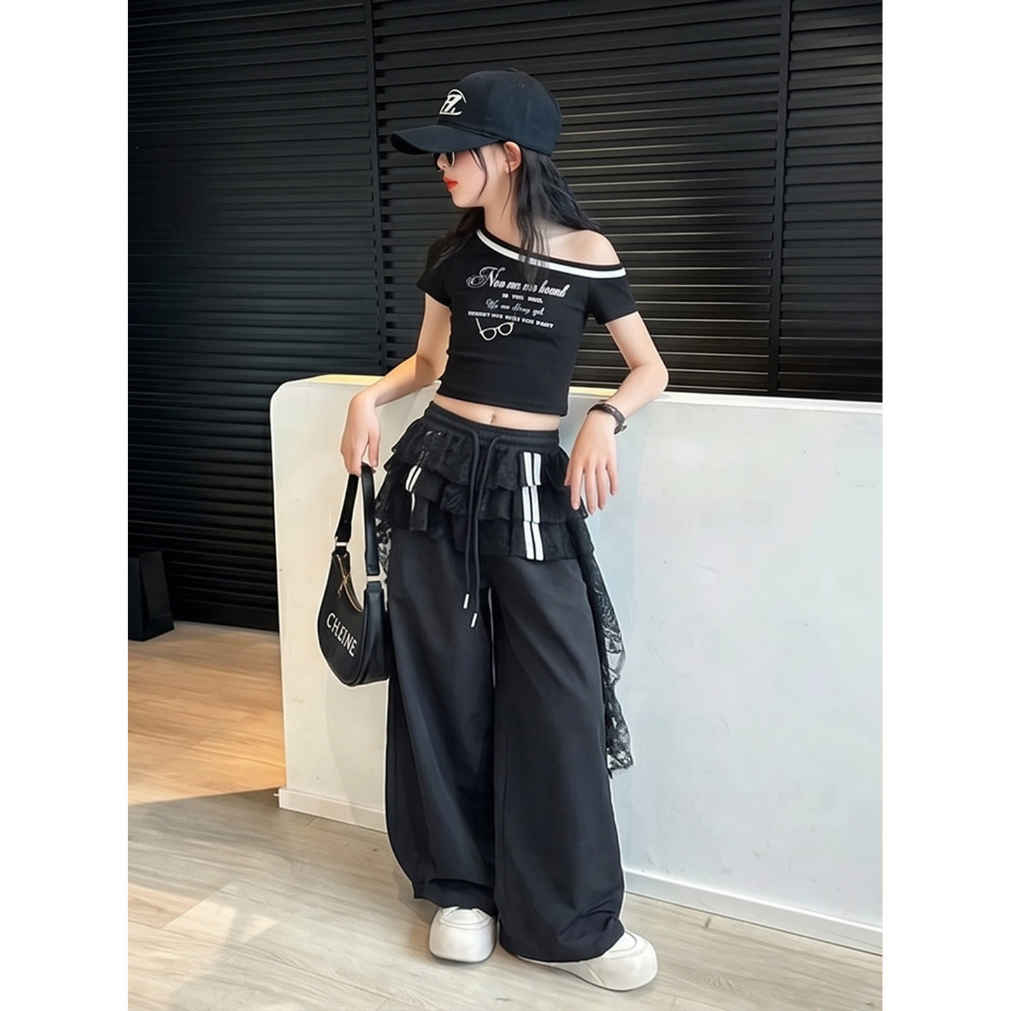女童爵士舞演出服夏季辣妹风斜肩T恤阔腿裤套装儿童潮酷街舞服装