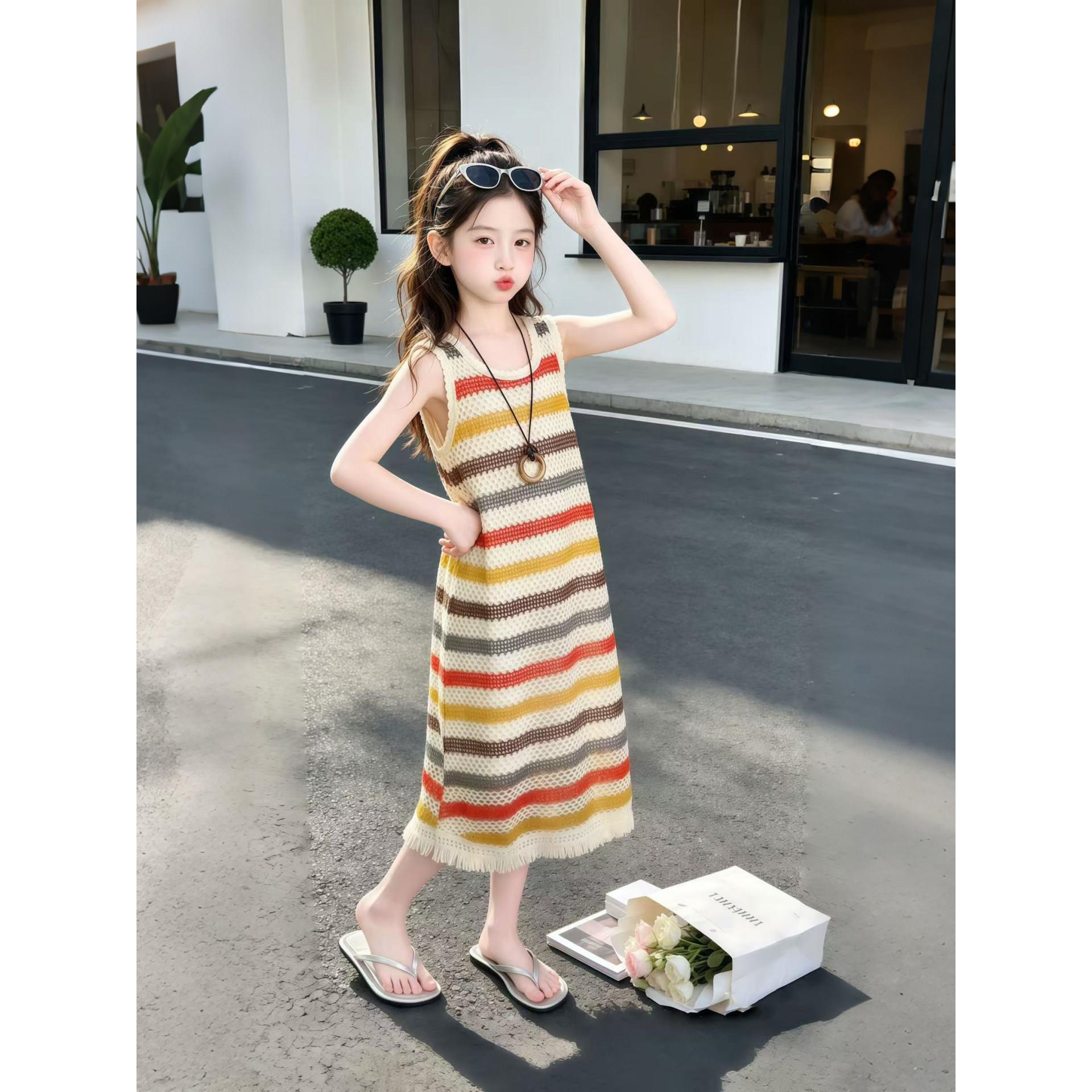 女童连衣裙2026新款夏季撞色条纹无袖背心裙儿童度假儿童镂空裙子