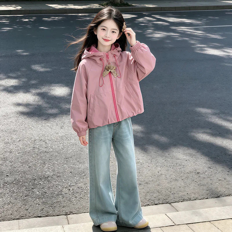 女童外套春秋季2026新款女大童薄款冲锋衣儿童女孩早秋装韩系上衣