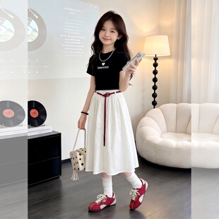 女童夏装套2026新款女大童短袖T恤超火穿搭儿童夏薄款弯刀休闲裤