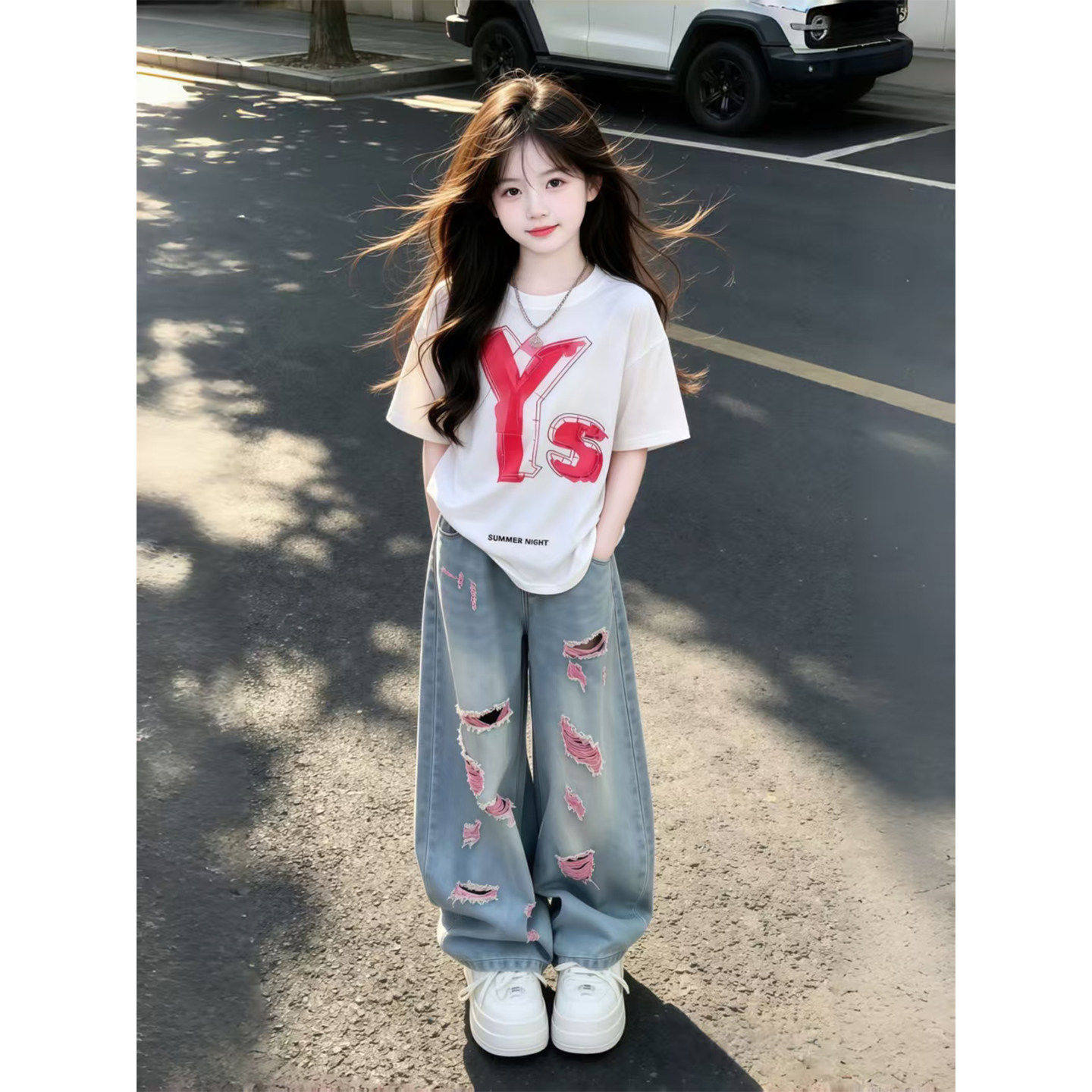 女童2026新款时尚韩版百搭宽松休闲T恤中大童穿搭破洞牛仔裤套装