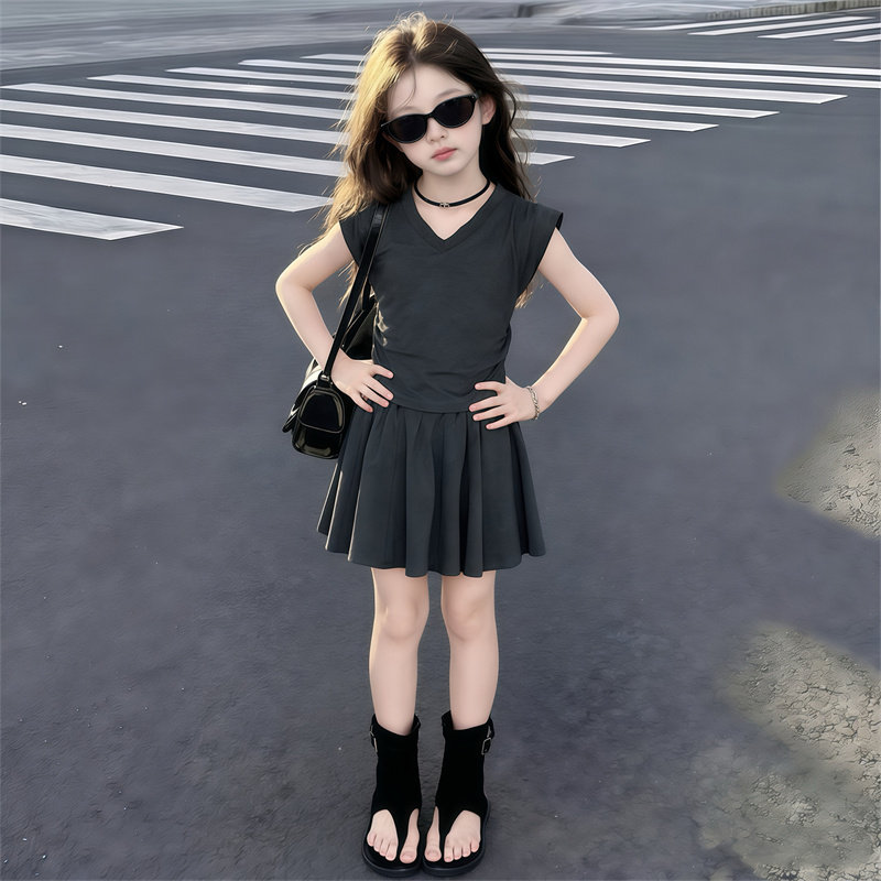 女大童夏季儿童休闲套装2026新款中大童甜美小女孩背心裙裤两件套