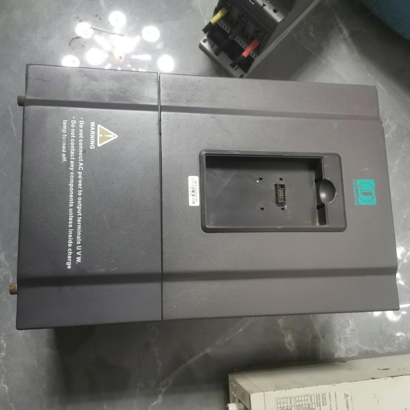 议价拆机22千瓦金田变频器K0220G3，功能好，少一个面板图片
