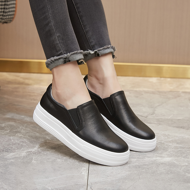 艾淇牛皮休闲鞋女乐福鞋