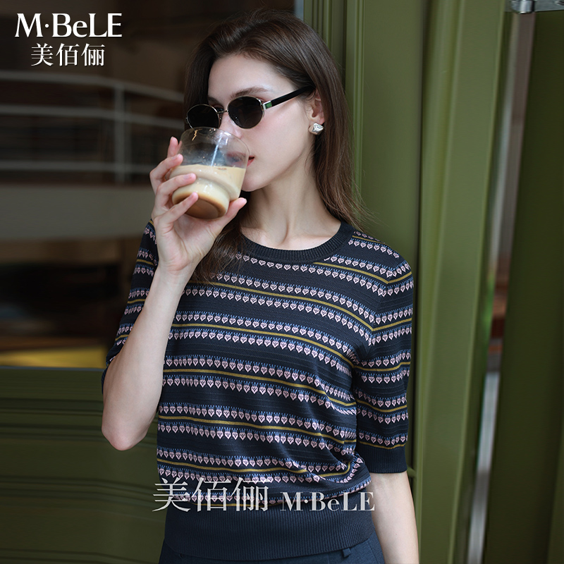 美佰俪2025秋季宽松圆领莱赛尔天丝条纹撞色针织衫女中袖内搭上衣