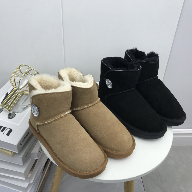 特价品牌撤柜真皮21冬款平底防滑加绒保暖舒适大棉鞋雪地靴面包鞋