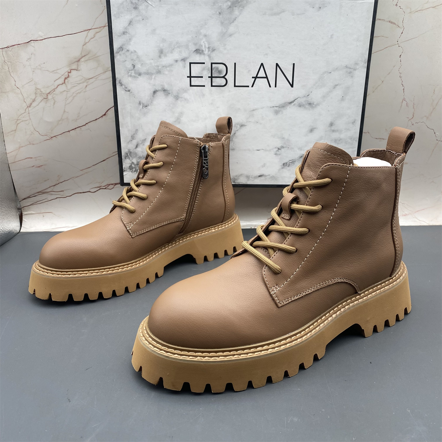 EBLAN/伊伴撤柜断码处理牛皮女鞋侧拉链系带圆头平底时尚防滑短靴