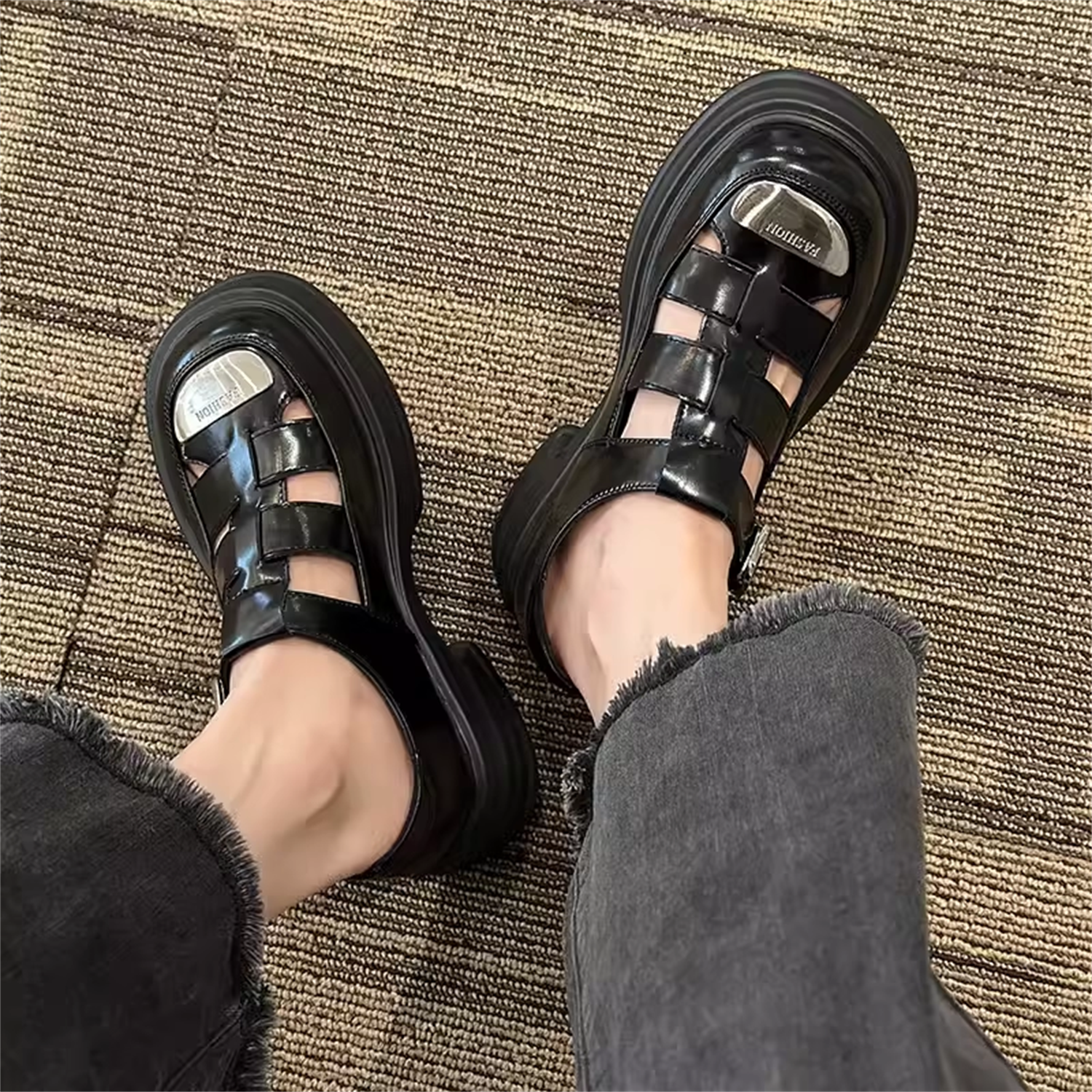 牛皮真皮罗马凉鞋女 包头镂空猪笼鞋新款学院风jk扣带轻便休闲鞋,女鞋,罗马凉鞋,淘宝优惠券,粉丝福利购,淘宝优惠卷