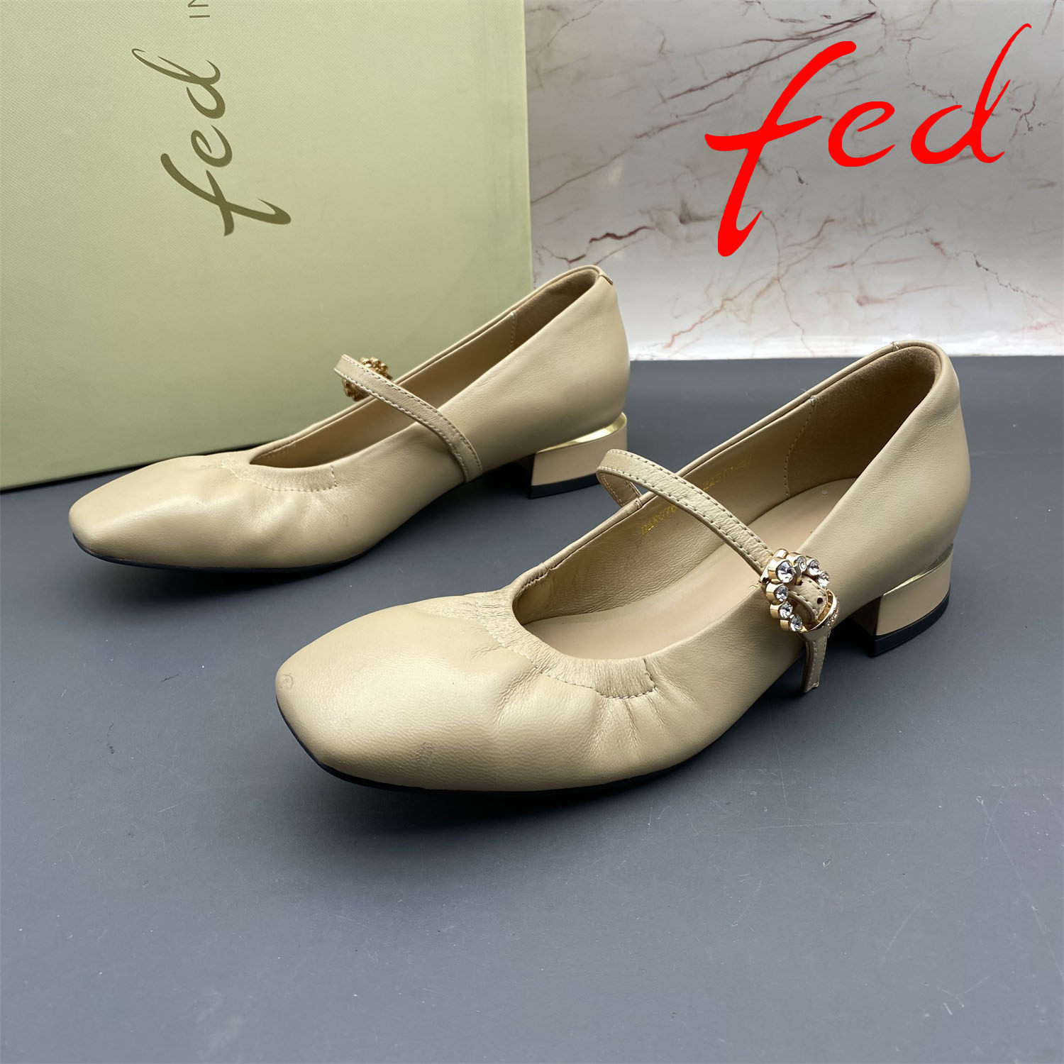 35码fed/艾芙伊迪撤柜断码羊皮女鞋平跟防滑扣带方头浅口玛丽珍鞋,女鞋,玛丽珍鞋,淘宝优惠券,粉丝福利购,淘宝优惠卷