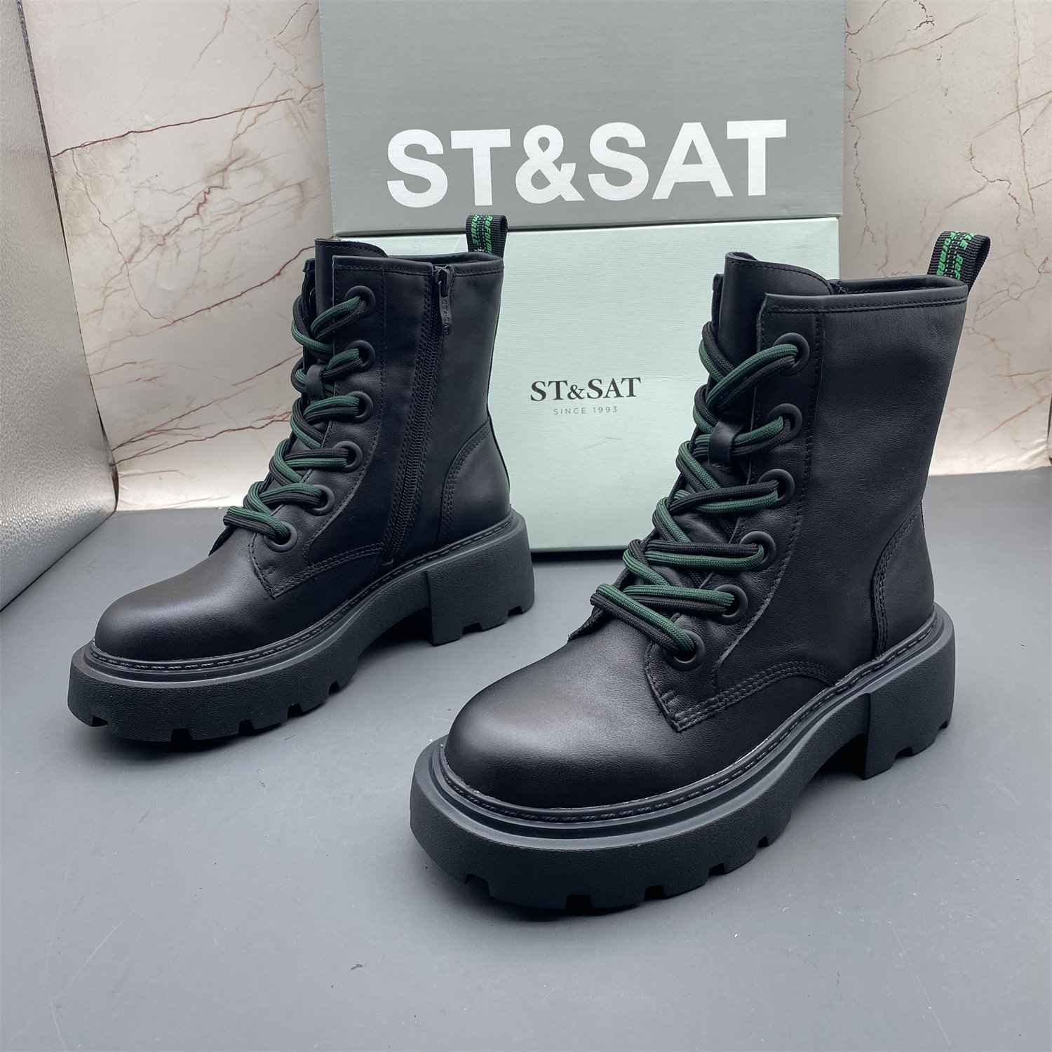 正品ST&SAT星期六撤柜处理牛皮女鞋侧拉链系带时尚圆头平底马丁靴,女鞋,马丁靴,淘宝优惠券,粉丝福利购,淘宝优惠卷