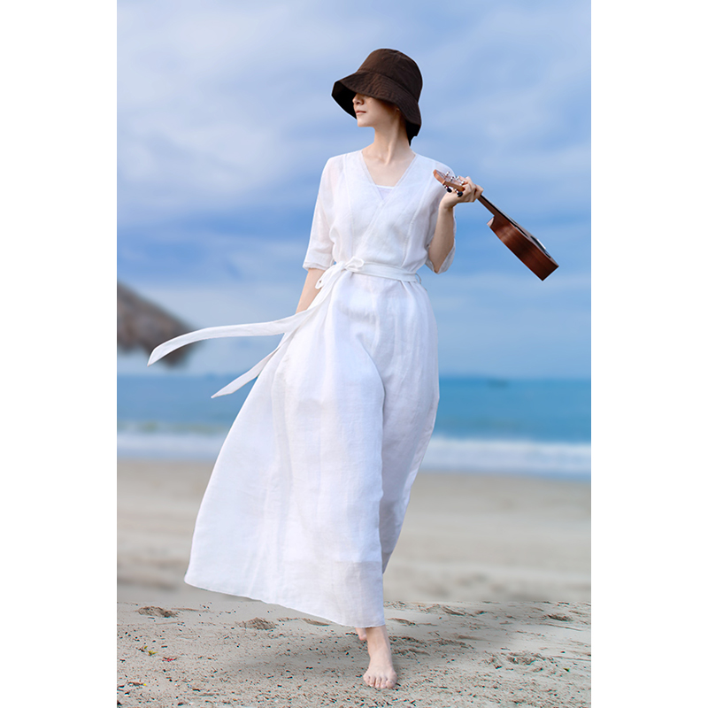 2024年新款苎麻吊带连衣裙女白色仙女裙棉麻女装长款夏季度假袍子