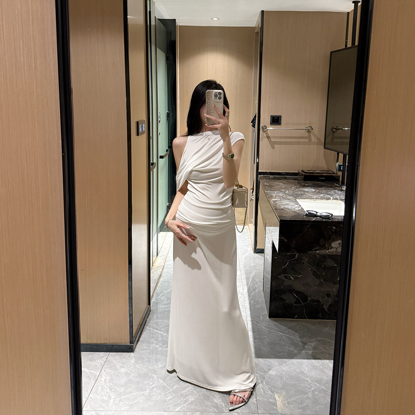 金豆豆孕妇夏季露肩T恤半裙套装