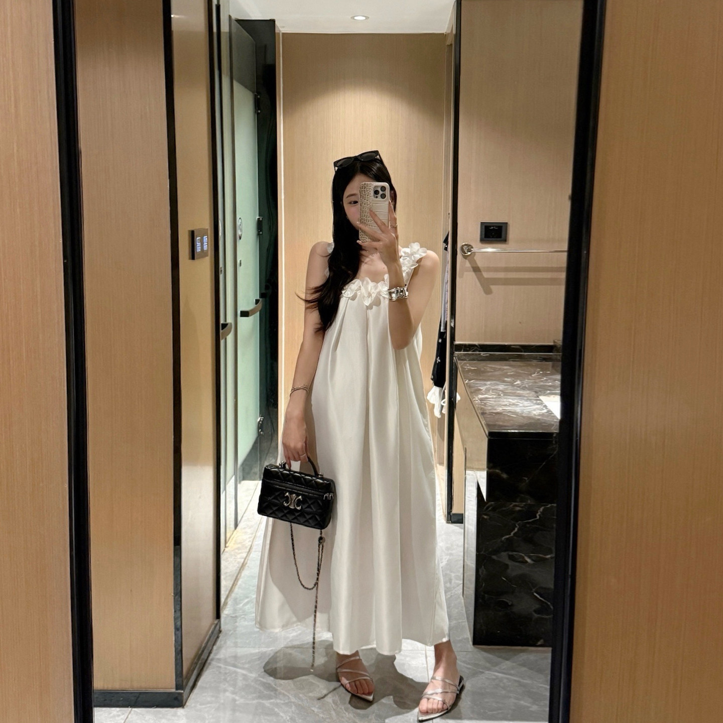 金豆豆轻奢孕妇舒适夏装沙滩裙海边度假连衣裙超仙订婚礼服小白裙