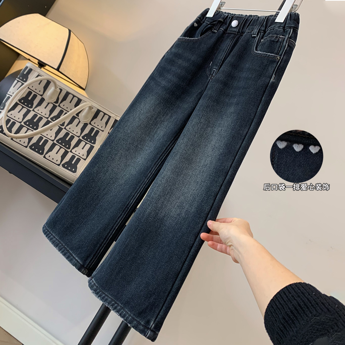 女中大童复古一体绒宽松直筒裤