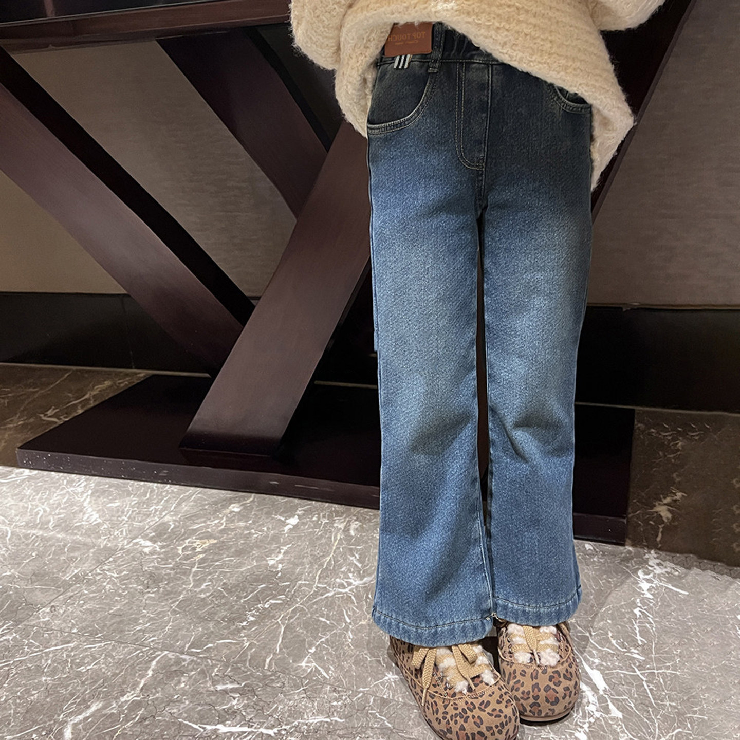 童装冬女童加绒牛仔裤女孩直筒喇叭裤中大童休闲百搭宽松烟管裤子,童装/婴儿装/亲子装,儿童牛仔裤,淘宝优惠券,粉丝福利购,淘宝优惠卷