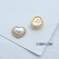 Цветочная тарелка в форме сердца с жемчугом и стразами