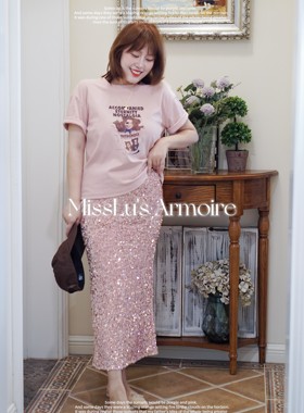 LuLu自制23年春新款包臀松紧腰粉色丝绒重工亮片包臀后开叉半身裙