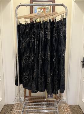 自制重工亮片丝绒半身长裙设计感高腰显瘦A字黑色温柔优雅鱼尾裙