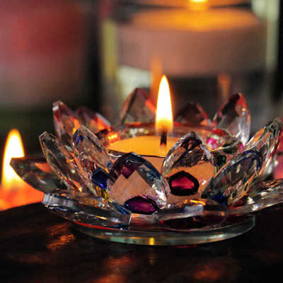 莲花水晶玻璃供佛烛台