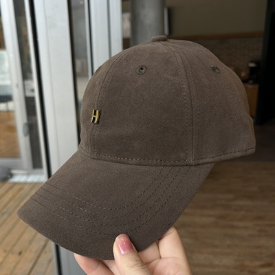 潮流金属H字母纯色棒球帽