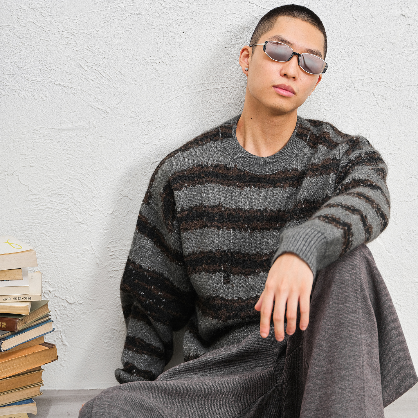 JUPSTUDIO破坏感撞色条纹毛衣男