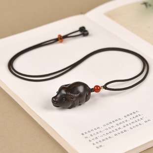 黑檀木生肖牛吊坠立体雕刻牛形挂饰男女项链扭转乾坤钥匙扣挂件
