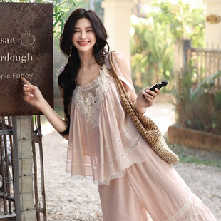 绑带蕾丝吊带夏 松紧腰显瘦阔腿裤 AZure法式 复古蕾丝粉色拼接裙裤