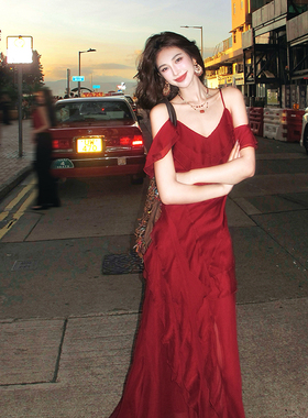 AZure轻法式复古红色连衣裙可露肩长裙荷叶卷边重工吊带裙开衩裙