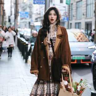 AZure仿羊羔毛皮毛一体外套复古印花大裙摆连衣裙麂皮双排扣大衣