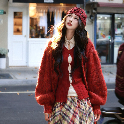 AZure温柔风复古红色马海毛开衫