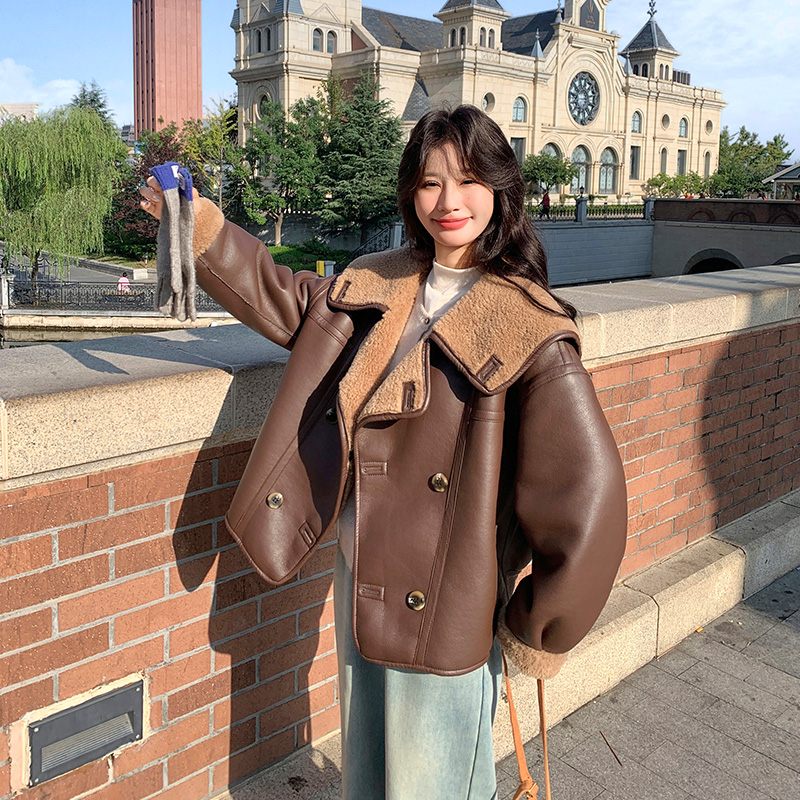 【新款】两面穿大披肩皮毛一体外套2D079-8955P225控338，女装短外套，浙宝129