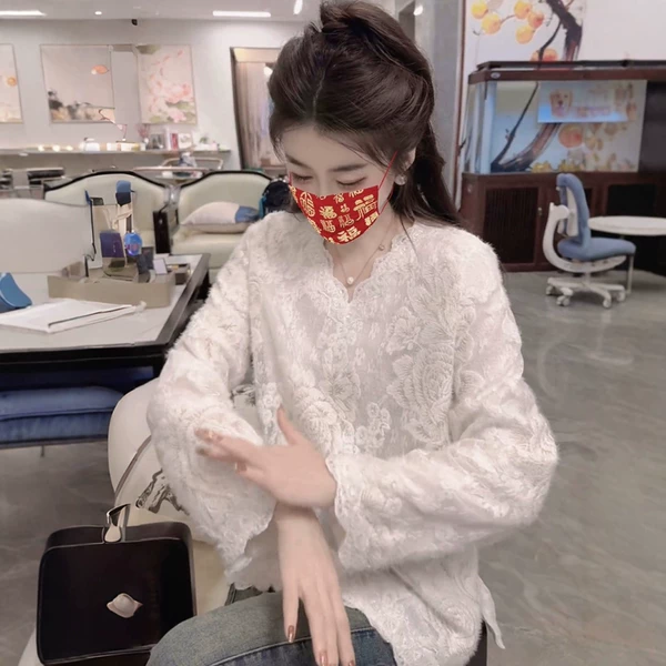 Товары от 蘑菇街韩版时尚阁