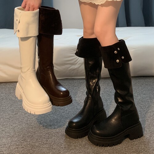 筒靴女款2026新款超火靴子秋
