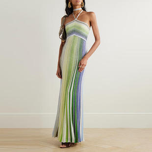 百褶连衣裙女潮 小众设计长款 新款 波西米亚风挂脖系带长裙2025时尚