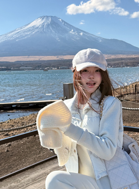 林悠定制【k*R8k+运动牌定染的婴儿蓝绿显白减龄针织拼接鸭绒服】