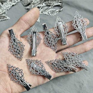 m621 银色发夹花片配件一斤约210-220个