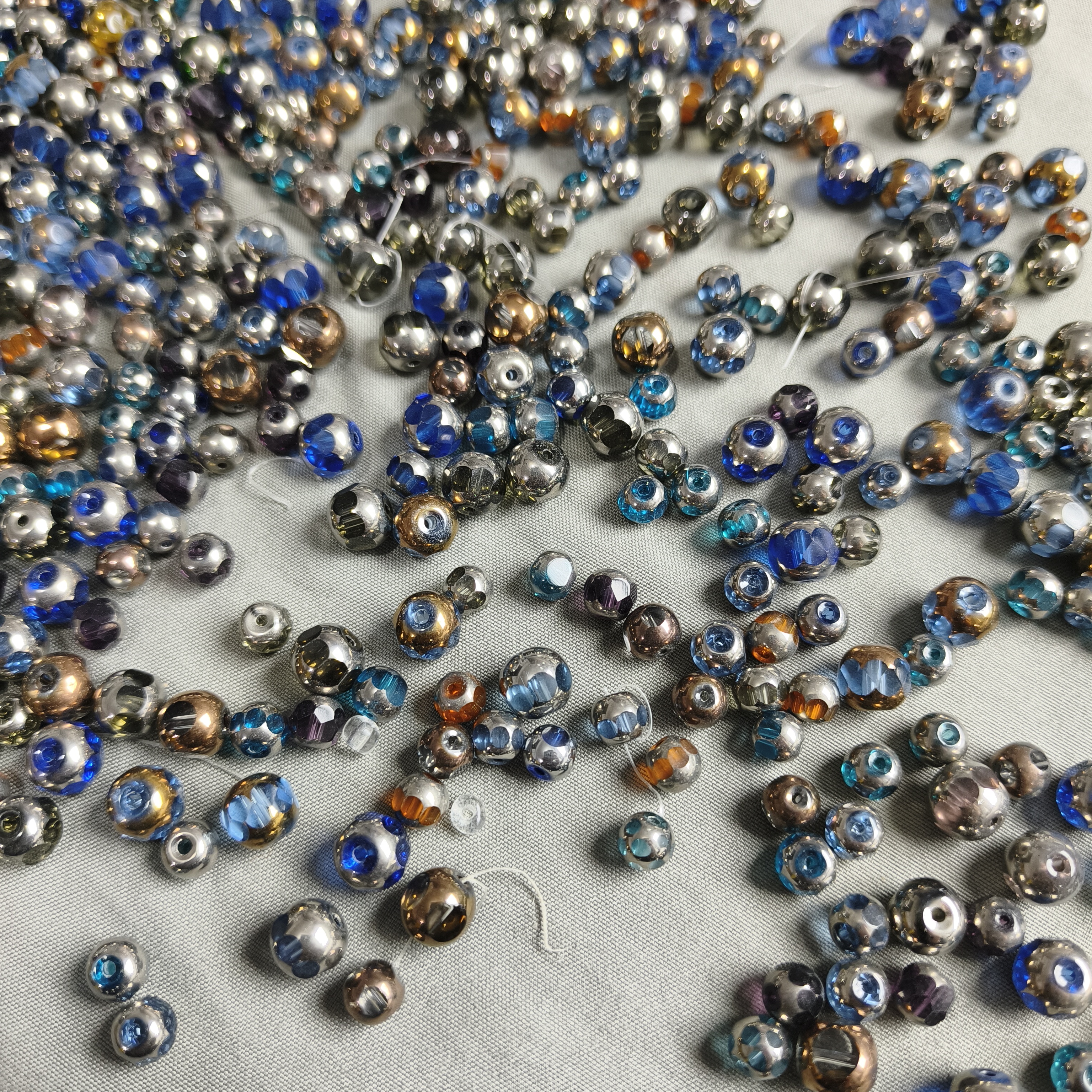 511 6-8mm切面金边银边玻璃珠半斤