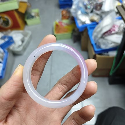 53圈口玛瑙手镯一条k224