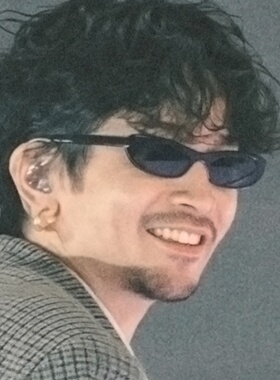 kinggnu常田大希同款猫眼窄框墨镜男款2026新款嘻哈时尚太阳眼镜