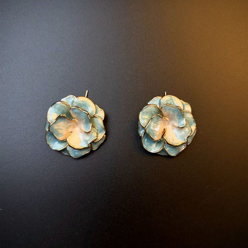vintage古着LightBlue花朵耳钉