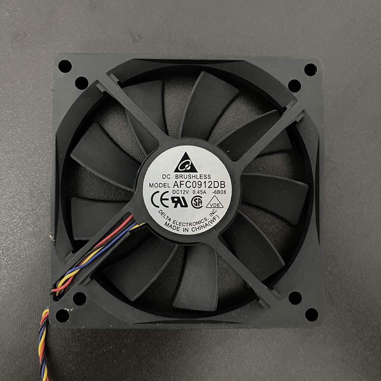 超薄9015 AFC0912DB 9CM 12V 0.45A 四线PWM调速机箱电脑CPU风扇图片