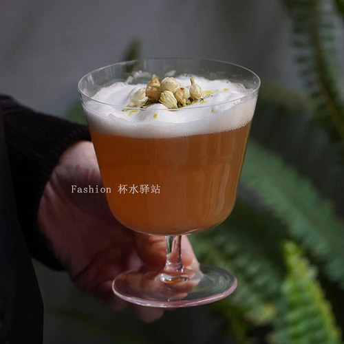 高脚阔口玻璃杯鸡尾酒杯