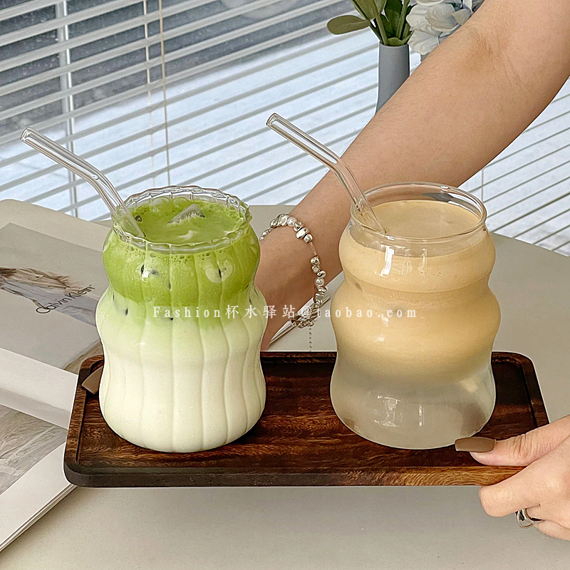 胖嘟嘟咖啡玻璃杯简约条纹光面